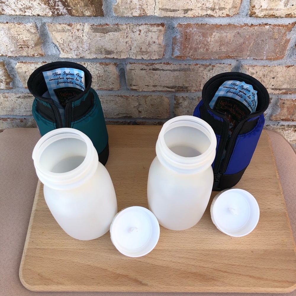 Igloo Set 2 New Vintage Insulated Retro Reusable Water Bottle Shoulder Strap‎ - Picture 9 of 12